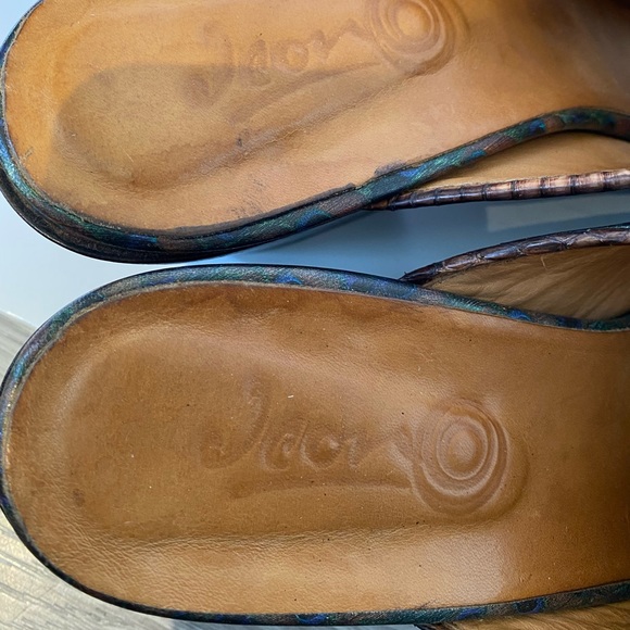 Made in USA size 10.5 leather/ block heel slip on. - Picture 8 of 8